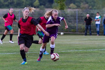 Bild 2 - B-Juniorinnen FSC Kaltenkirchen - SV Henstedt Ulzburg : Ergebnis: 2:0